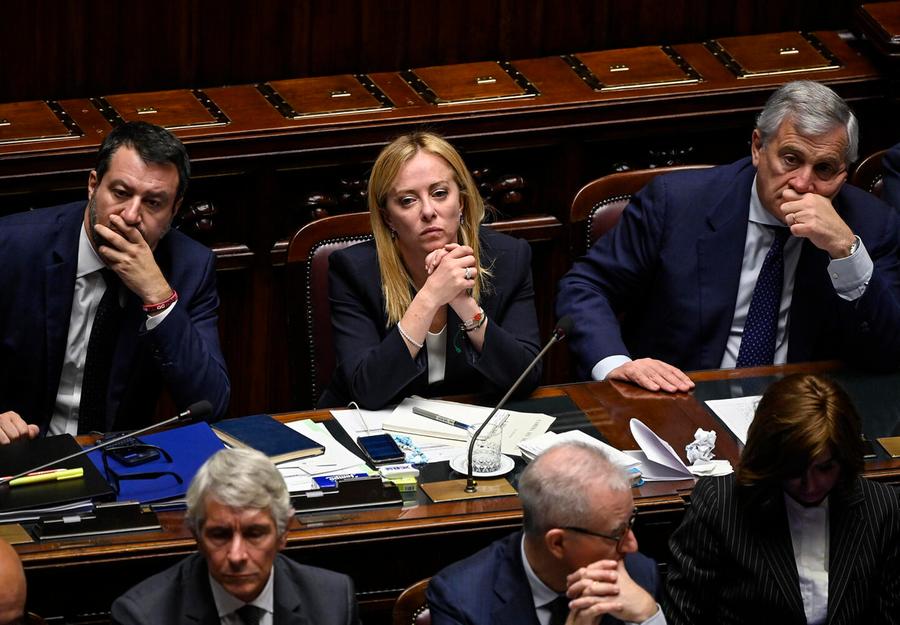 Meloni al lavoro, l’ipotesi del rimpasto