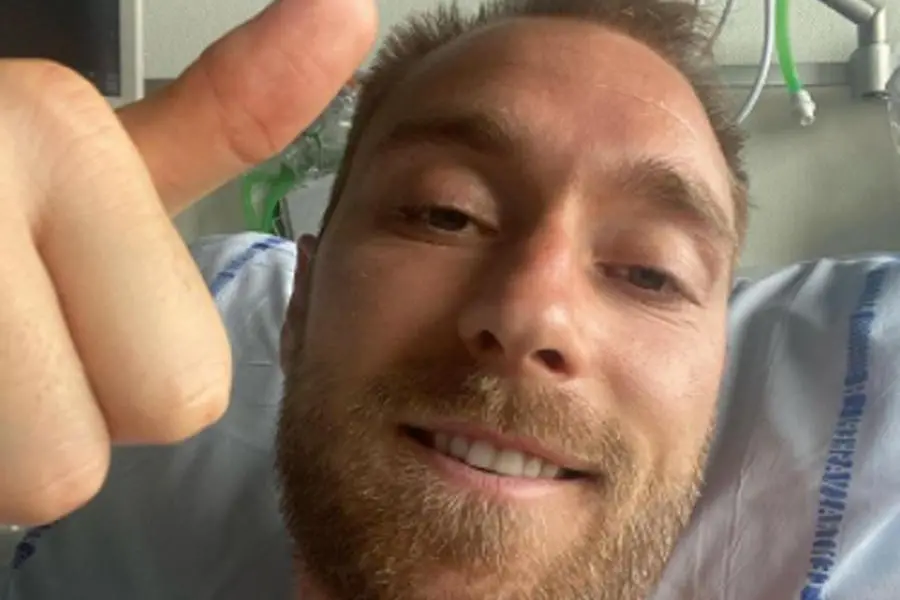 Christian Eriksen in ospedale (foto Instagram)