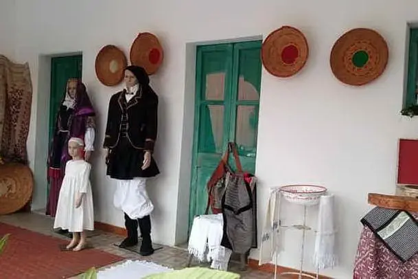 Il costume tipico di Villa San Pietro verrà mostrato ai visitatori nella piazza principale (foto L'Unione Sarda - Murgana)