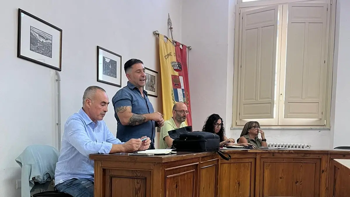 https://immagini.unionesarda.it/version/c:ZmRhODU4ZjctNTAzNy00:ZGFkMTFjMGEtZTk2NC00/image.webp?f=16:9