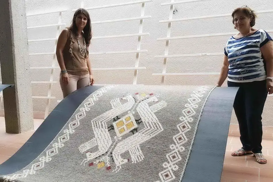 Un tappeto esposto alla fiera di Mogoro