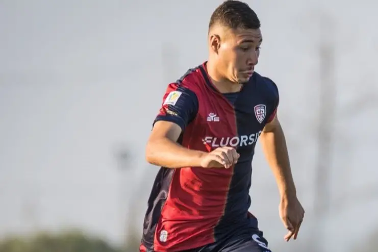 Achour (foto Cagliari Calcio)