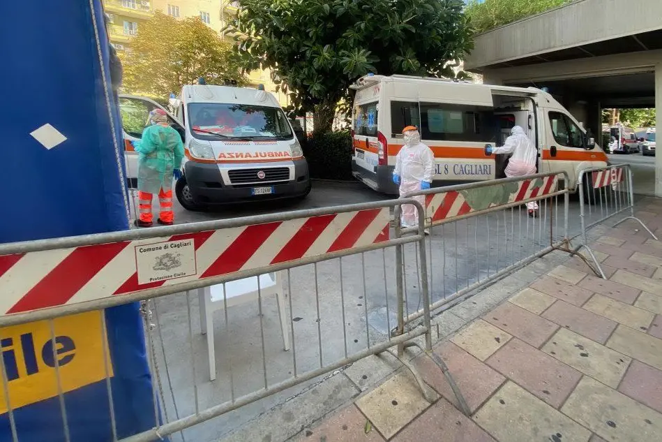 Ambulanze al Santissima Trinità (L'Unione Sarda)