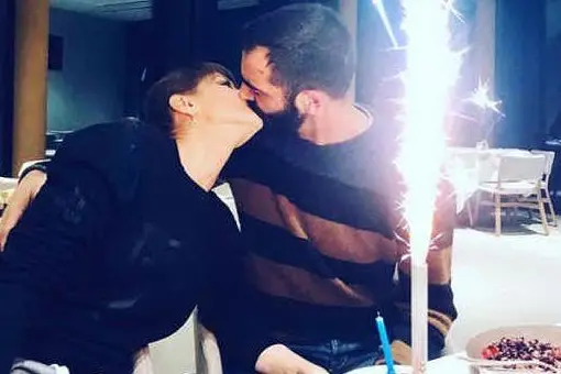 Alessandra Amoroso e il fidanzato (foto Instagram)