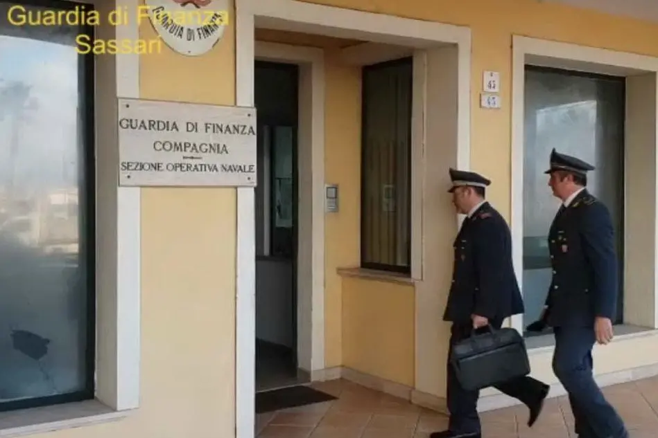 (Foto Guardia di Finanza)