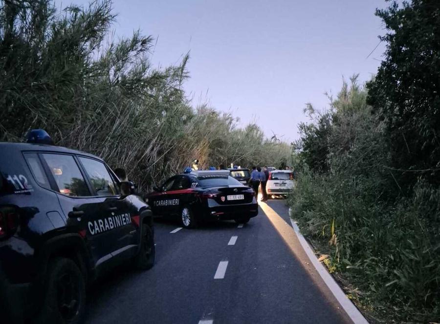 Travolta da un’auto, muore una casalinga