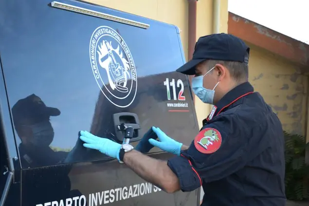 (foto carabinieri)