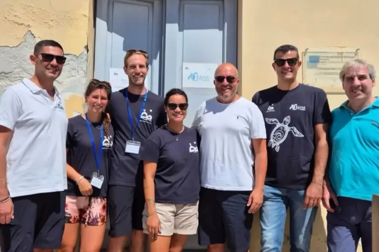 La visita dei parlamentari Mura e Rotelli all'Asinara (foto concessa)