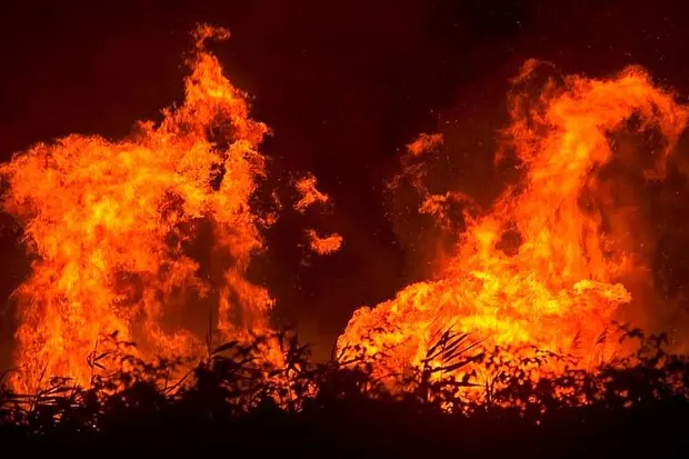 Un incendio (Ansa)
