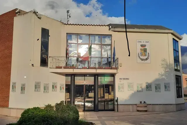 Il municipio di Donori (foto Serreli)