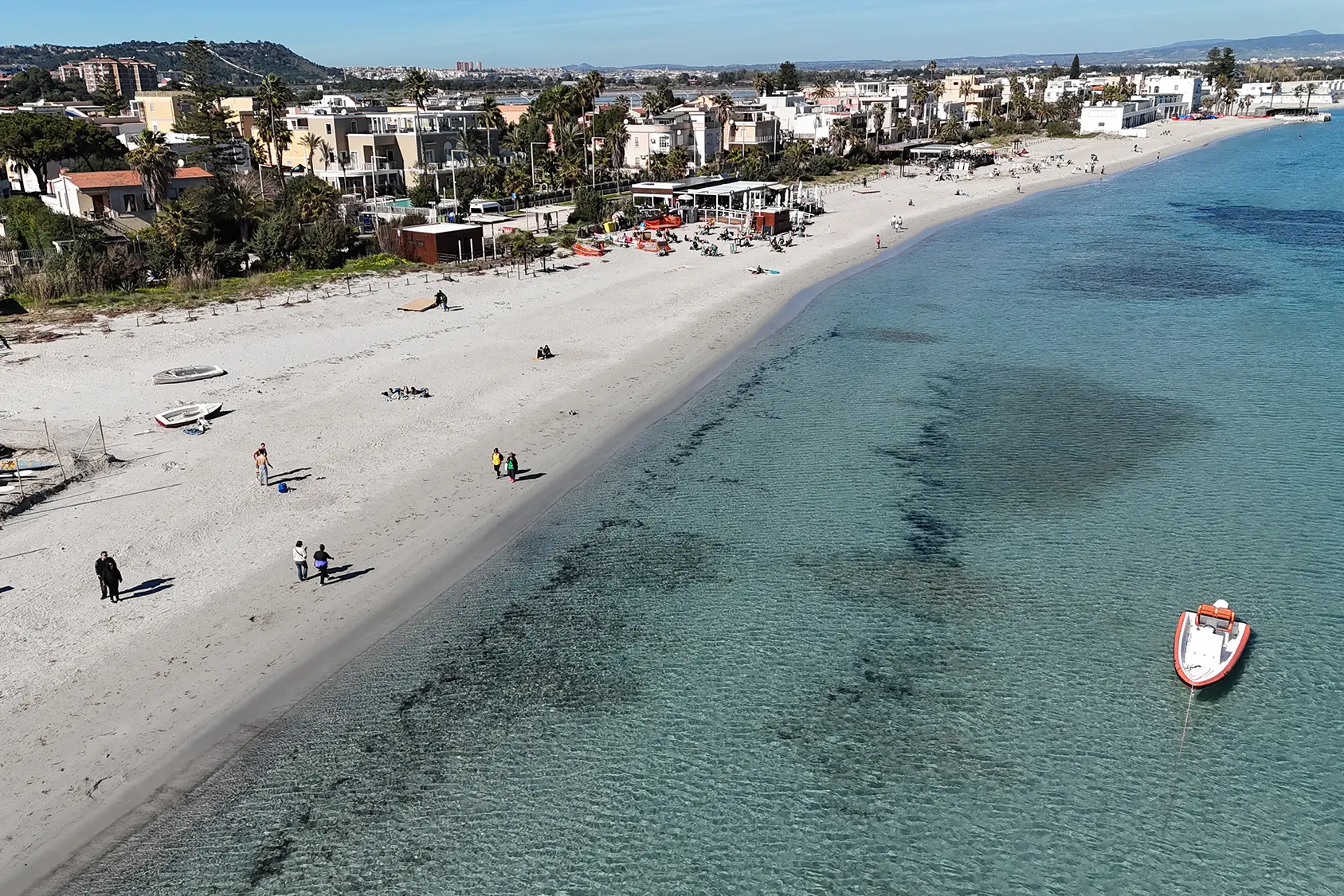 Cagliari, Poetto (archivio L'Unione Sarda)