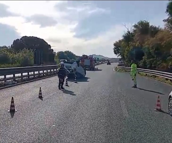 Traffico in tilt per ore sulla Statale 130 dopo un tamponamento