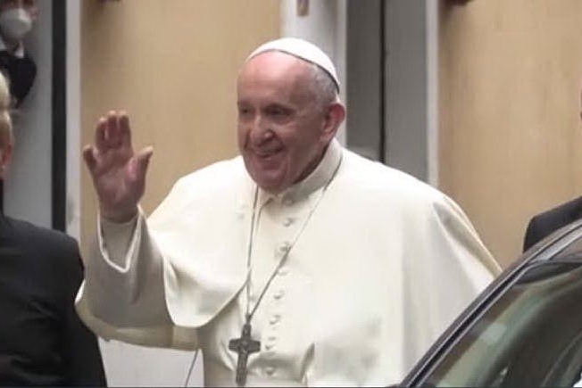 Il Papa rimuove un vescovo Usa accusato di aver coperto abusi sessuali