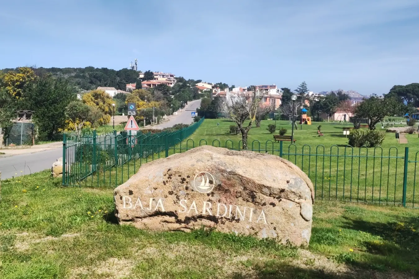 L'ingresso a Baja Sardinia (foto Ronchi)
