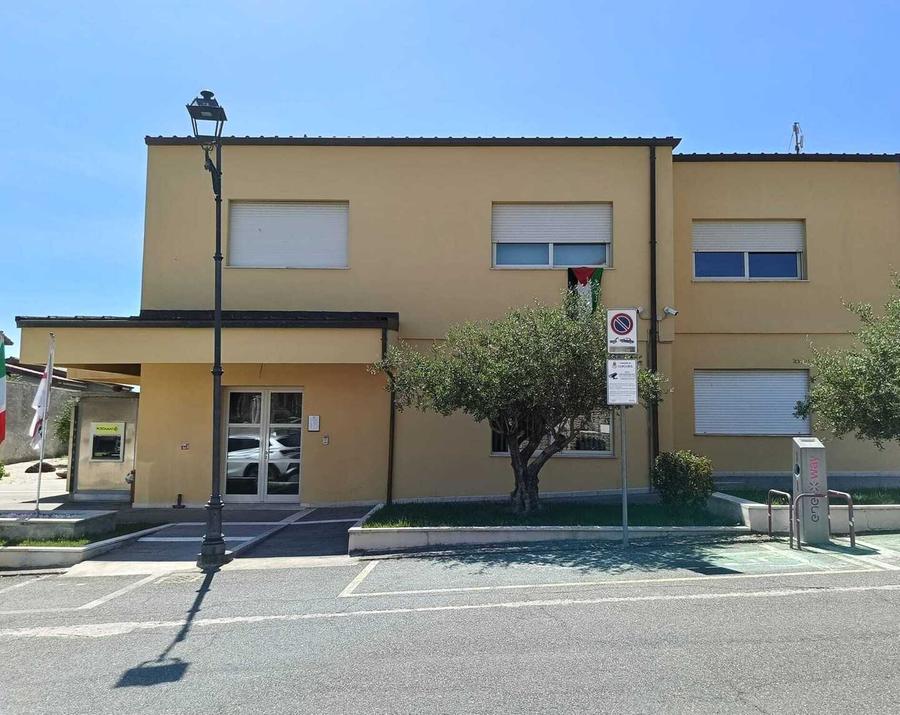 Corsa a tre per la poltrona in Municipio