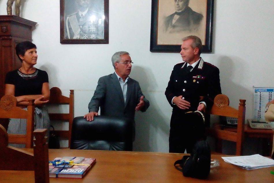 Ozieri, il saluto del sindaco al nuovo comandante dei carabinieri