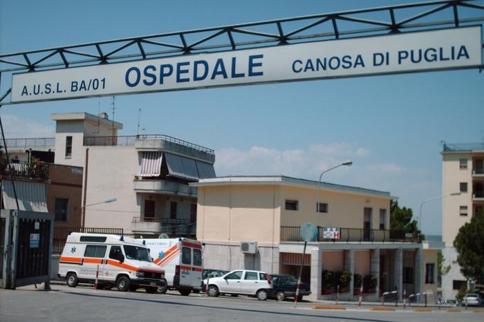 L'ospedale di Canosa di Puglia (Ansa)