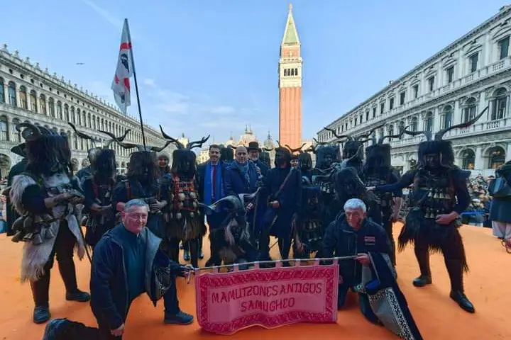I Mamutzones antigos a Venezia