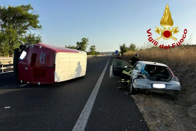 L'incidente (foto Vigili del fuoco)