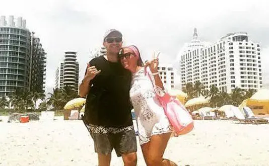 Con la moglie Debora Pelamatti a Miami (foto Instagram)