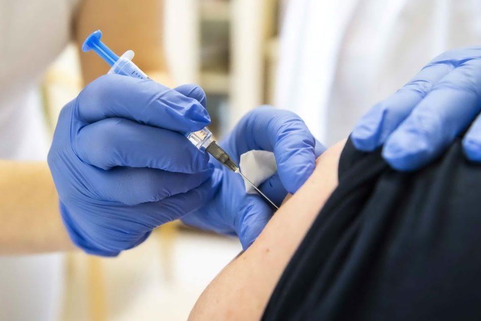 Vaccini, in Gallura parte la campagna per over 60 e 70