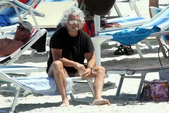 Beppe Grillo in vacanza a Porto Cervo
