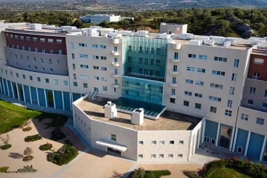 Una veduta dall'alto del Mater Olbia Hospital (foto Giagnoni)