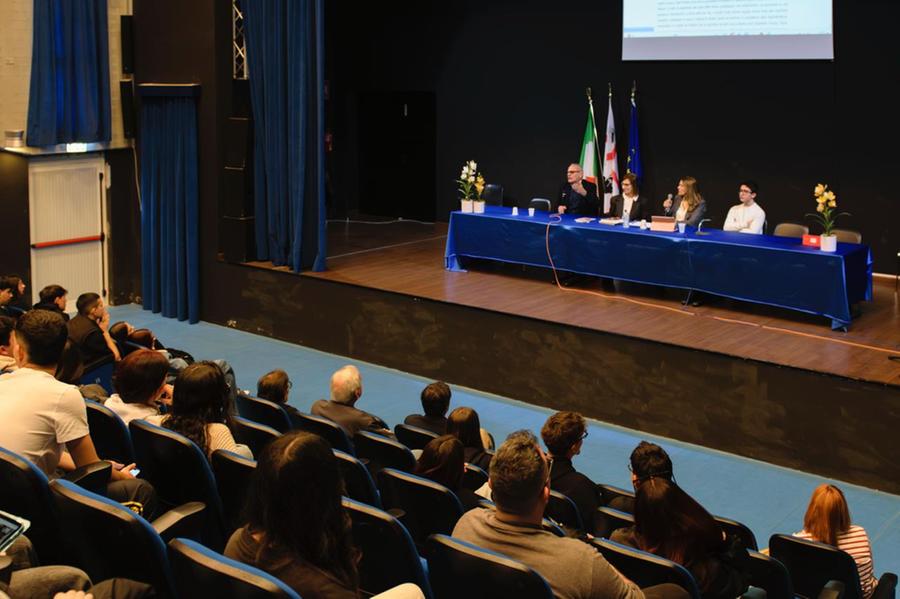 Studenti a scuola di archeologia: un film su Antonio Zara accende la passione