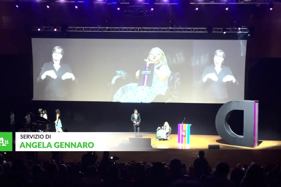 Diversity Media Awards, Vecchioni: "A Roma per la prima volta, vicino alla politica che decide"