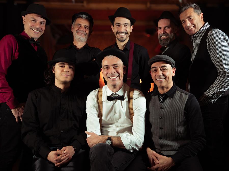 L’Armeria dei Briganti canta “La Blatta” insieme alle Balentes