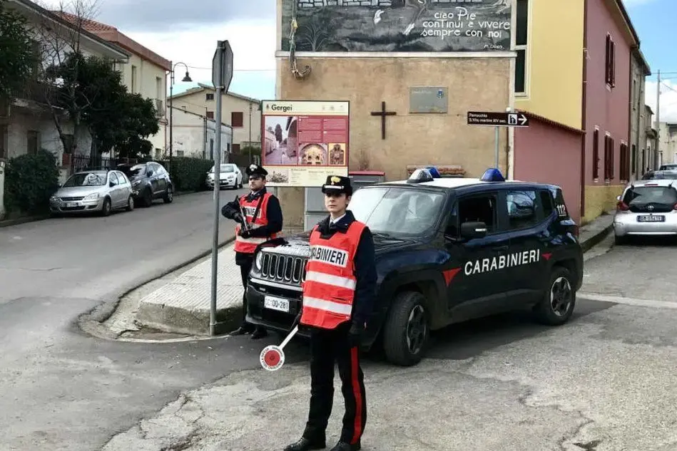 Una pattuglia (foto carabinieri)